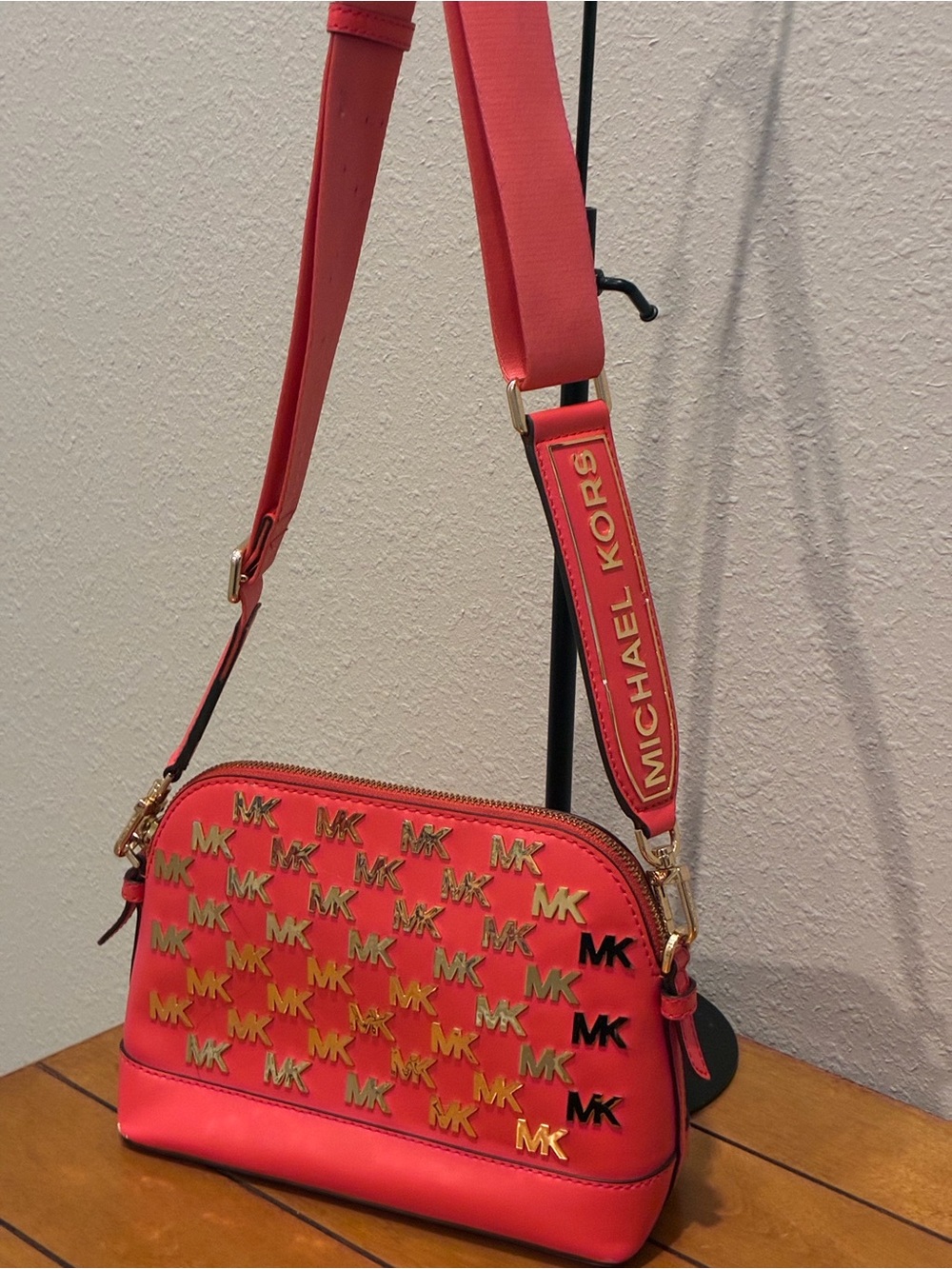 HP🎉Michael Kors Dahlia